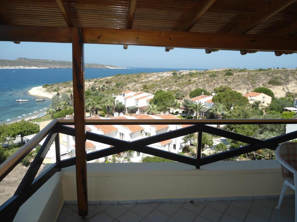 Teras Motel Foça Bilik gambar