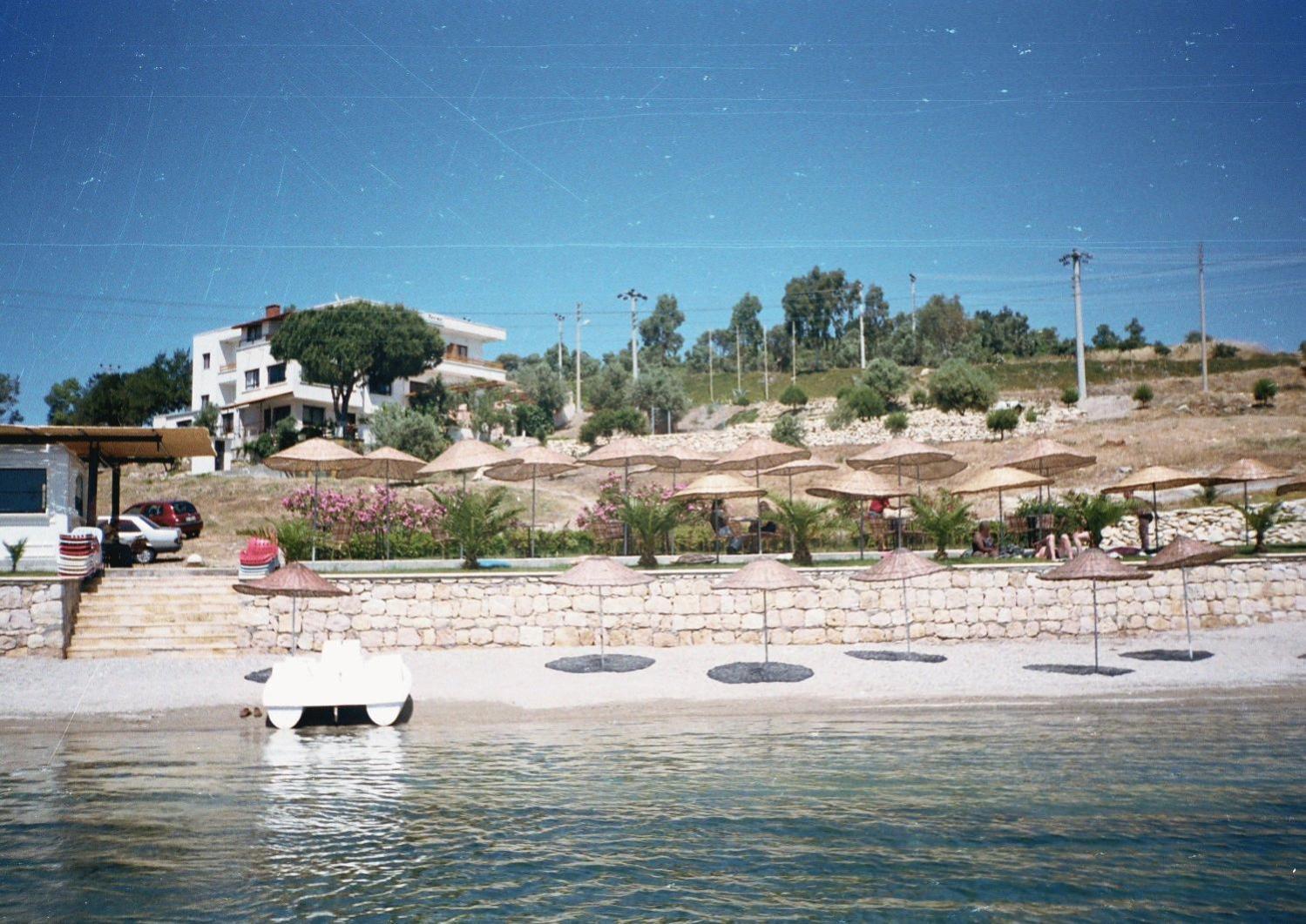 Teras Motel Foça Luaran gambar