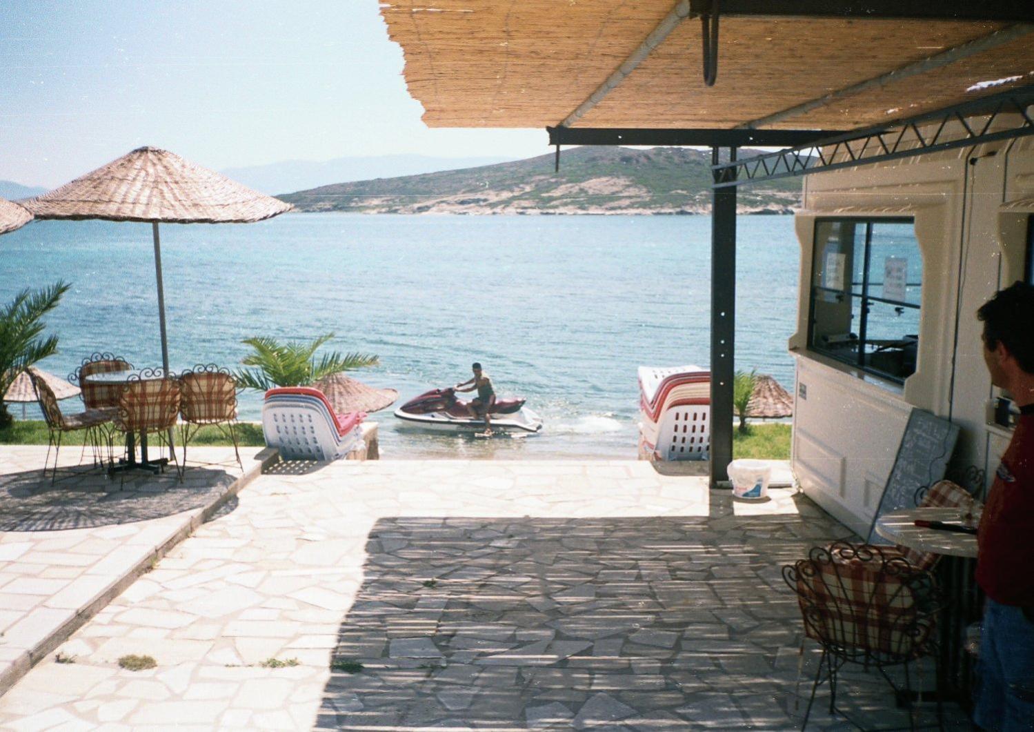 Teras Motel Foça Luaran gambar
