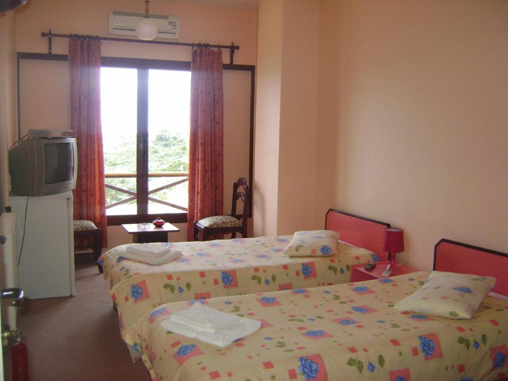Teras Motel Foça Luaran gambar
